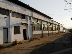 Vânzare spaţiu industrial