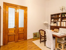 Apartament de vânzare 3 camere, în Bucureşti, zona P-ţa Unirii