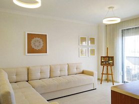 Apartament de vânzare 3 camere, în Cluj-Napoca, zona Intre Lacuri