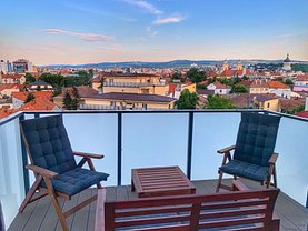 Apartament de vânzare 3 camere, în Cluj-Napoca, zona Central