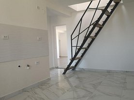 Apartament de vânzare 4 camere, în Cluj-Napoca, zona Intre Lacuri