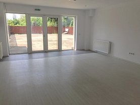 Închiriere spaţiu comercial