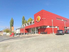 Închiriere spaţiu comercial