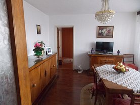 Apartament de vânzare 3 camere, în Bucuresti, zona Drumul Taberei
