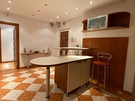 Apartament de vânzare 3 camere, în Bucureşti, zona 13 Septembrie