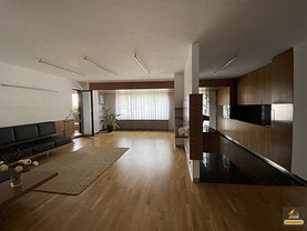 Apartament de vânzare 4 camere, în Bucureşti, zona Cişmigiu