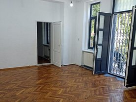 Apartament de vânzare 3 camere, în Bucureşti, zona Cişmigiu