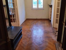 Casa de vânzare 3 camere, în Bucureşti, zona Cişmigiu