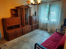 Apartament de vânzare 4 camere, în Cluj-Napoca, zona Mănăştur