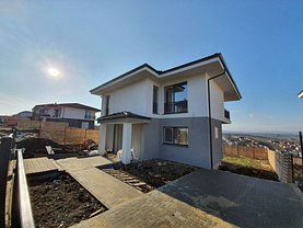 Casa de vânzare 4 camere, în Dezmir