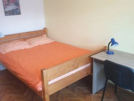 Casa de închiriat 4 camere, în Cluj-Napoca, zona Central