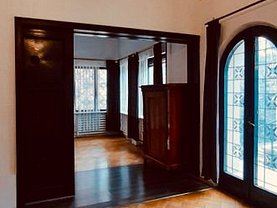 Casa de închiriat 4 camere, în Cluj-Napoca, zona Central