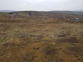 Teren constructii de vânzare, în Dezmir