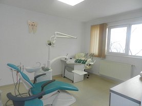 Vânzare spaţiu comercial