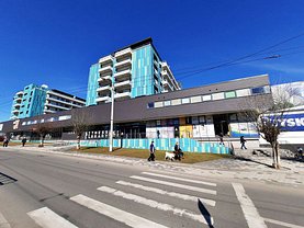 Închiriere spaţiu comercial