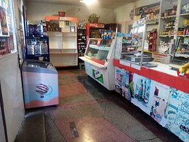 Vânzare spaţiu comercial