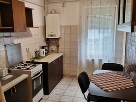 Apartament de inchiriat 3 camere, în Targu Mures, zona 7 Noiembrie
