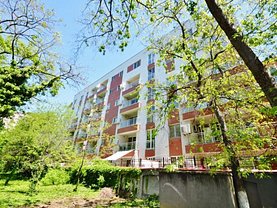 Apartament de vânzare 4 camere, în Bucureşti, zona Victoriei