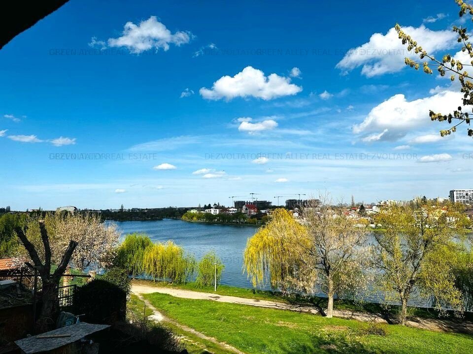 Apartament superb cu 2 camere, cu vedere la lac, in zona Tei!