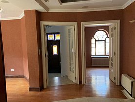 Casa de vânzare 11 camere, în Bucuresti, zona Victoriei