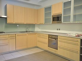 Casa 7 camere în Bucuresti, Herastrau