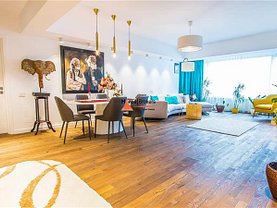 Apartament de vânzare 3 camere, în Bucuresti, zona Unirii