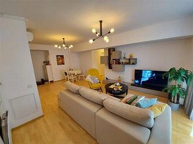 Apartament de vânzare 2 camere, în Bucureşti, zona Băneasa