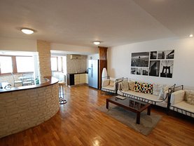 Apartament de închiriat 3 camere în Constanta, Faleza Nord