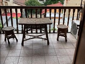 Apartament de închiriat 3 camere, în Bucureşti, zona Mitropolie