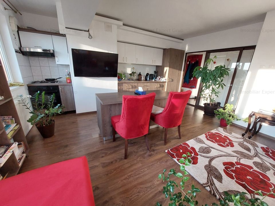 Apartament superb 2 camere si dressing separat langa Piata Alba Iulia