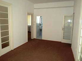 Casa de închiriat 5 camere, în Bucureşti, zona Gara de Nord