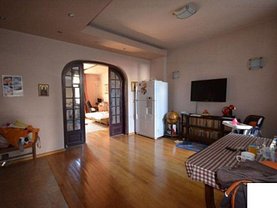 Casa de vânzare 7 camere, în Bucureşti, zona Vatra Luminoasă