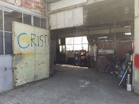 Închiriere spaţiu comercial