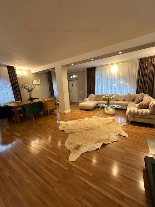 Vila duplex S+P+1+M+Pod mobilata si utilata Primarie Popesti