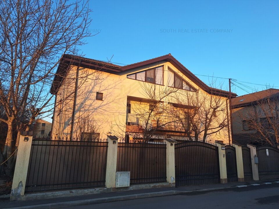 DUPLEX P+1+M-MOBILATA-ADIACENT DRUMUL FERMEI