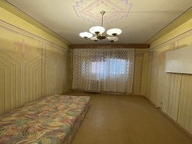 Apartament de vânzare 3 camere, în Braşov, zona Tractorul