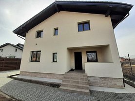 Casa de vânzare 6 camere, în Hărman