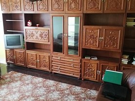 Apartament de închiriat 3 camere, în Constanta, zona Casa de Cultura