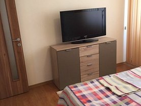 Apartament de închiriat 3 camere, în Constanta, zona Ultracentral