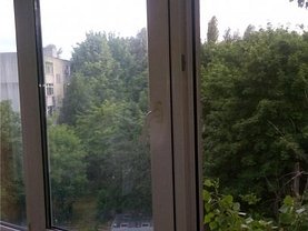Apartament de vânzare 2 camere, în Constanta, zona Tomis I