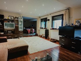 Casa de vânzare sau de închiriat 6 camere, în Constanta, zona Faleza Nord