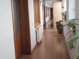 Casa de închiriat 6 camere, în Constanta, zona Coiciu
