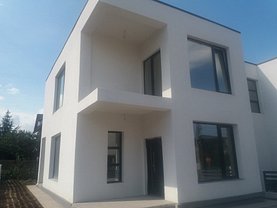 Casa de vânzare 4 camere, în Ovidiu, zona Sud