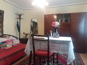 Casa de vânzare 3 camere, în Ovidiu, zona Ultracentral
