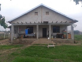 Casa de vânzare 4 camere, în Sinoie