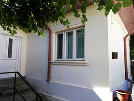 Casa de vânzare 3 camere, în Constanţa, zona Delfinariu