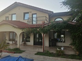 Casa de vânzare 8 camere, în Cumpăna