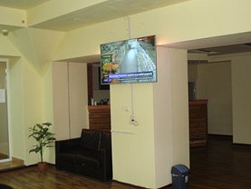 Închiriere spaţiu comercial
