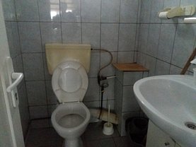 Vânzare spaţiu comercial
