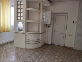 Închiriere birou